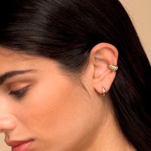 Mejuri Croissant Dome Cuff